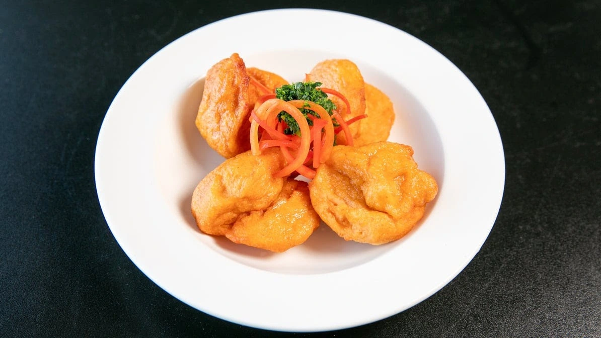 Golden fried Nigerian small chops at Global Pot Fusion Cuisine in Winnipeg, MB